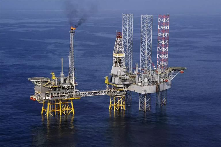 海上石油平台