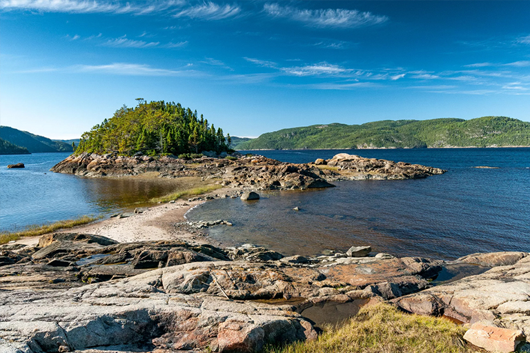 加拿大魁北克Petit-Saguenay地区的Saguenay峡湾