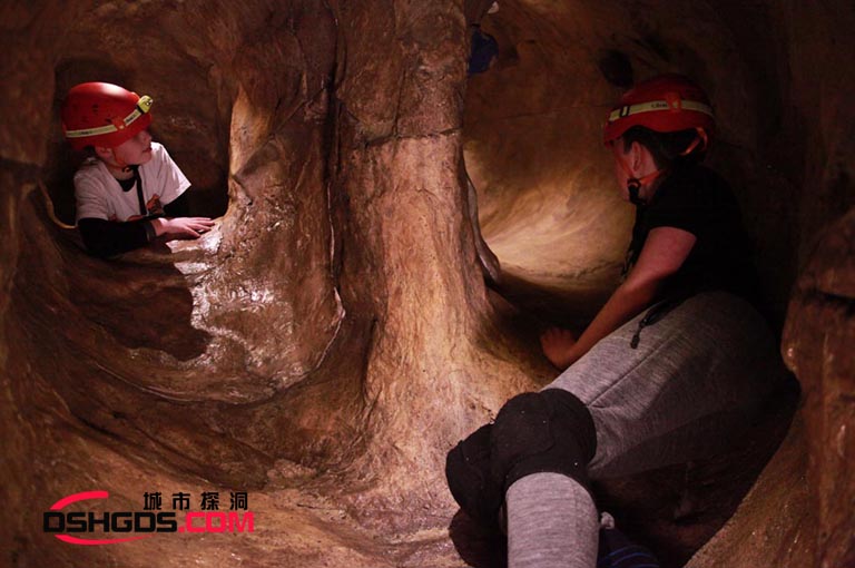 城市探洞.jpg 城市探洞