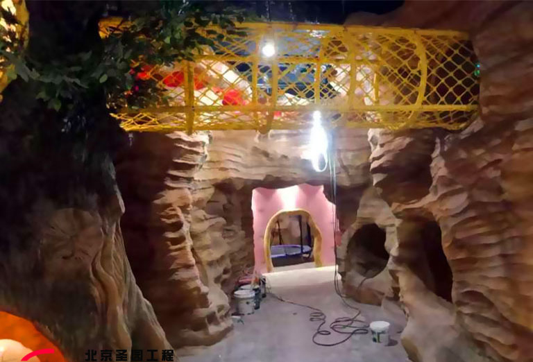 城市探洞.jpg 城市探洞