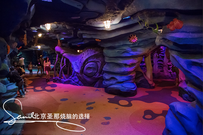 儿童游乐区烧脑的选择让玩耍成为一场趣味脑力冒险